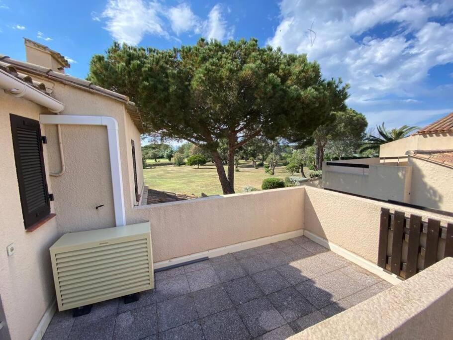 Grand Studio Entre Le Golf Et La Plage A 800M Сен-Сіпріян Екстер'єр фото